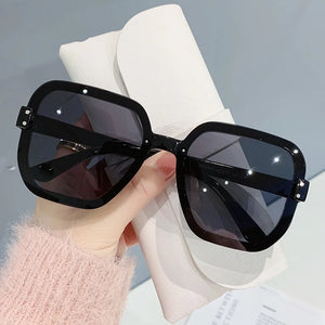 2022 Sunglasses for Women Men Classic Black Full Frame Sun Glasses Brand Design Oversized Gradient Driving Shades Googles UV400