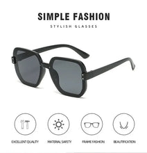 Carica l&#39;immagine nel visualizzatore di Gallery, 2022 Sunglasses for Women Men Classic Black Full Frame Sun Glasses Brand Design Oversized Gradient Driving Shades Googles UV400