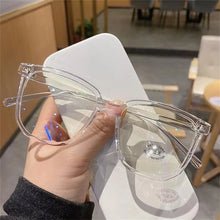 Carica l&#39;immagine nel visualizzatore di Gallery, Anti Blue Light Transparent Computer Glasses Frame Women Men Round Eyewear Glasses Optical Spectacle Eyeglass Glasses