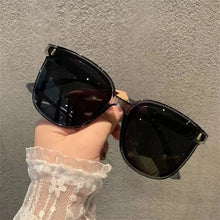 Load image into Gallery viewer, Style Oval Sunglasses Women Vintage Retro Round Frame White Mens Sun Glasses Female Black Hip Hop Clear Eyeglasses UV400