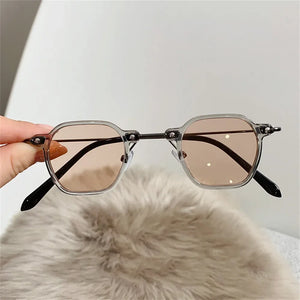 Women Sun Glasses Rectangle Metal Small Frame Sunglasses Retro Classic Streetwear Eyeglasses Lady Cat Eyeglasses