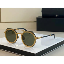 Load image into Gallery viewer, Sunglasses For Men and Women Summer Style Anti-Ultraviolet Retro Square Plate Full Frame Brand Glasses Random Box