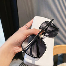 Load image into Gallery viewer, Ultralight Blue Blocking Glasses Retro Frame Plain Glasses Women Blocking Eyewear Popular Reading Anti-blue Light Eyeglasses