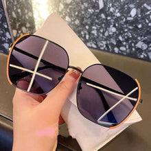 Load image into Gallery viewer, Ultralight Blue Blocking Glasses Retro Frame Plain Glasses Women Blocking Eyewear Popular Reading Anti-blue Light Eyeglasses