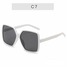 Carica l&#39;immagine nel visualizzatore di Gallery, Women Sunglasses Retro Oversized Full Frame Sun Glasses Female Anti-reflective Gradient Eyeglasses Men Big Driving Google UV400