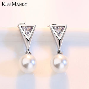 Girl Simple Triangle Crystal Studs Earrings Fashion Jewelry White Color Simulated Pearl Earrings for Women AE02