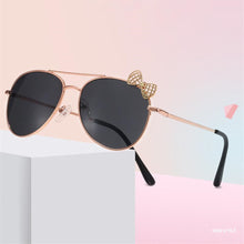 Carica l&#39;immagine nel visualizzatore di Gallery, Kids Sunglasses Metal Frame Bow Children Sun Glasses Gilrs Outdoor Goggles Party Eyewear Cute Style Eyeglasses