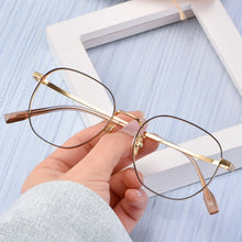 Load image into Gallery viewer, Men and women Ultralight Pure Titanium Eyeglasses Frames Full Frame Retro Myopia Glasses frame Optical Glasses Frame T3929