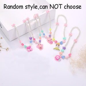 Random Styles Children Candy Bead Lovely Heart Flower Bear Pendant Princess Girl Necklace Gift for Baby Kids Jewelry Choker N476