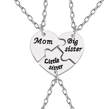 Carica l&#39;immagine nel visualizzatore di Gallery, Trendy Puzzle Heart Necklace For Women Big Sis Little Sis 3 Sisters Pendants &amp; Necklaces BFF Friends Creative Charms Jewelry